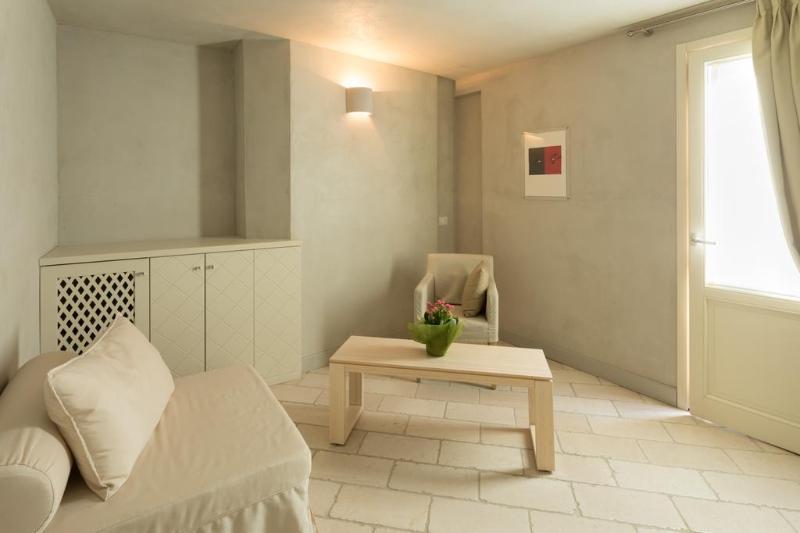 Il Cortiletto Hotel Maison トレズヌラーゲス エクステリア 写真